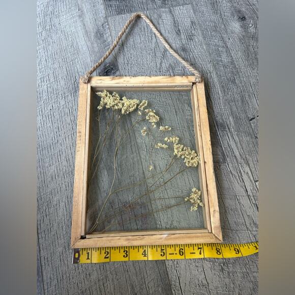 Dried flowerwall art-glass pressed floral, frame - ready to hang-cottage core - Picture 6 of 7